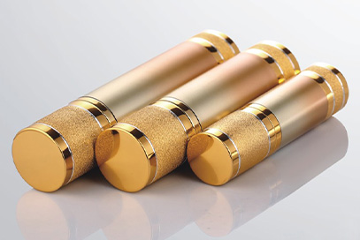 Wie hat sich die Nachfrage nach Kunststoff-Sprühpumpen in Branchen wie Kosmetik, Reinigungsmittel und Pestizide verändert?